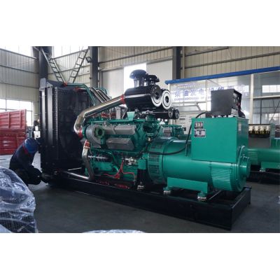 500kw乾能柴油發(fā)電機(jī)組-乾能12缸柴油機(jī)12V135BZLD柴油發(fā)電機(jī)組,缸徑/行程：135/155mm,柴油發(fā)電機(jī)組水冷發(fā)動(dòng)機(jī)功率510KW,柴油發(fā)電機(jī)組配套馬拉松斯坦福發(fā)電機(jī)。廠價(jià)直銷歡迎選購(gòu)：13773399855。